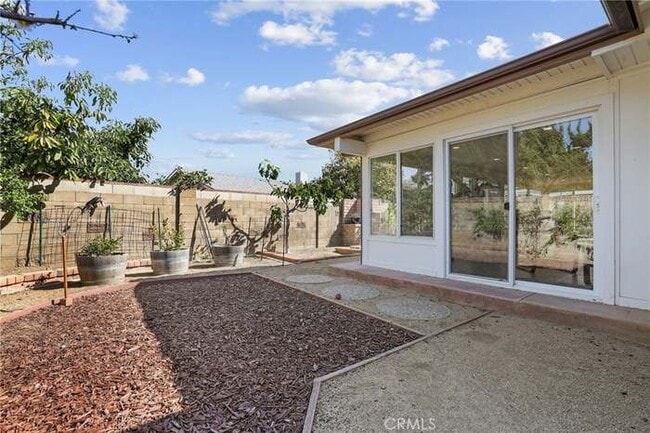 Building Photo - 1573 Habra Ct