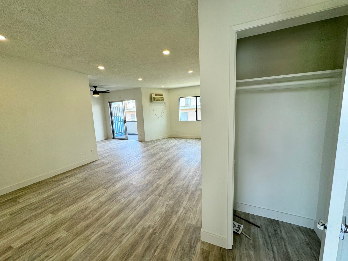 Building Photo - 3510 Clarington Ave