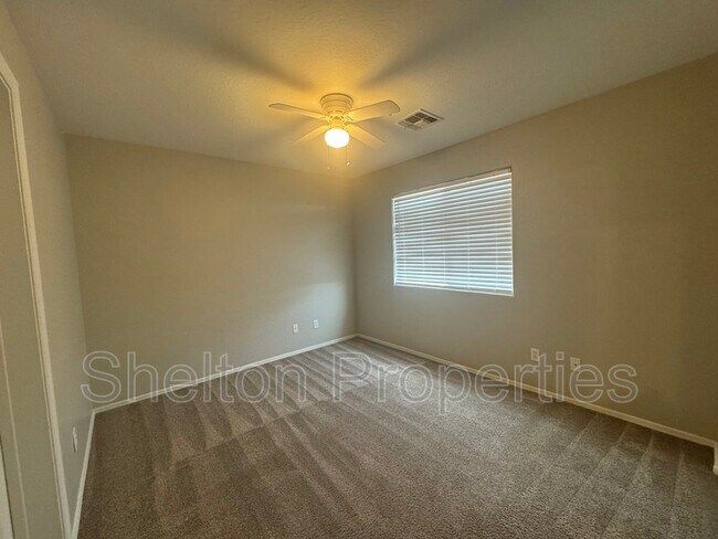 Building Photo - 23769 W La Canada Blvd