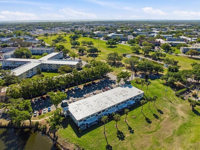 Building Photo - 2400 Franciscan Dr