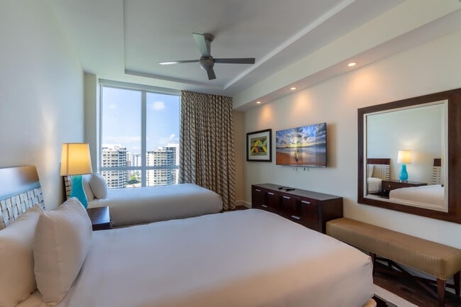 Building Photo - 3800 N Ocean Dr