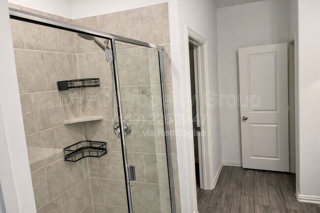 Building Photo - 1208 Mesquite Ln