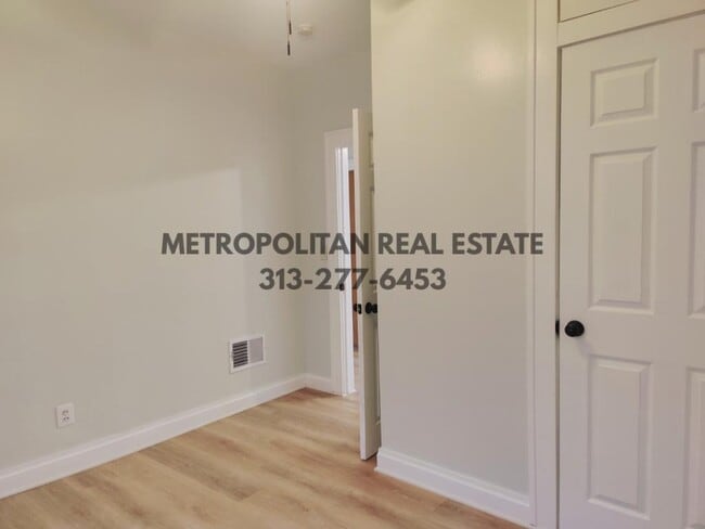 Building Photo - 22340 Park St