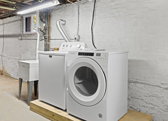 Building Photo - 31 Fenwick St