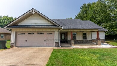 Building Photo - 13 Wheatland Way