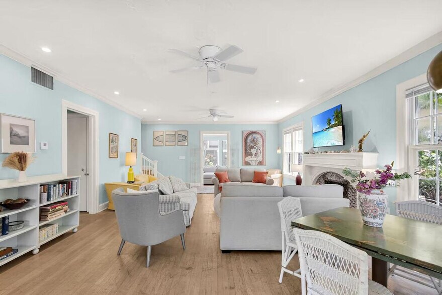 Building Photo - 2901 Spruce Ave