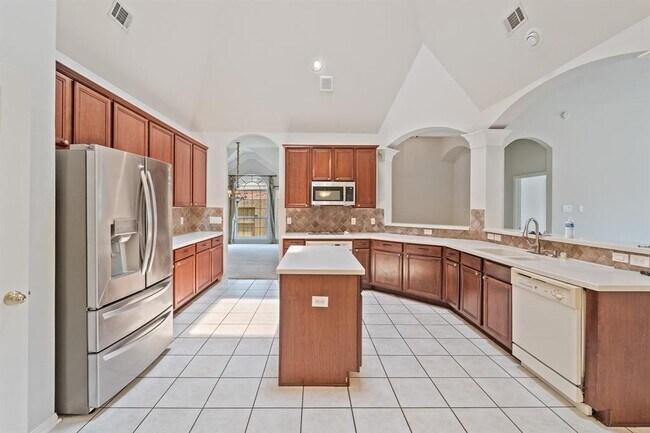 Building Photo - 13738 Sherburn Manor Dr