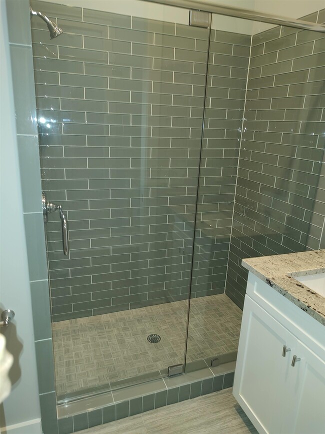 Building Photo - 3549 Esplanade Way