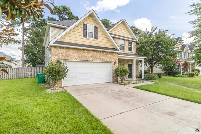 Building Photo - 153 Forestbrooke Way