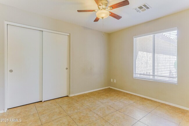 Building Photo - 10736 E El Moro Ave