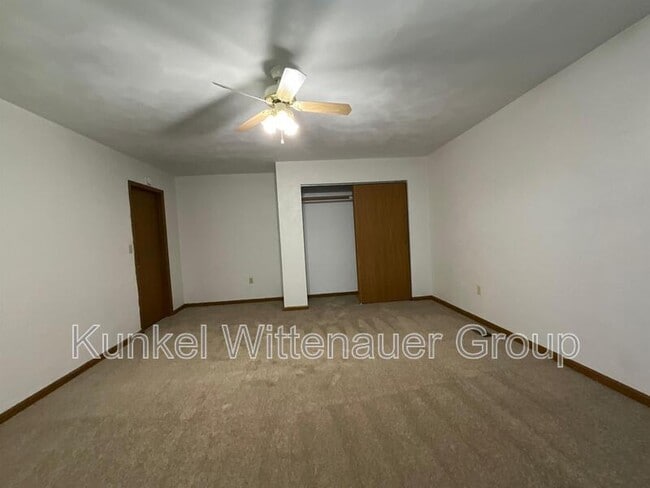 Building Photo - 2406 Richland Prairie Blvd