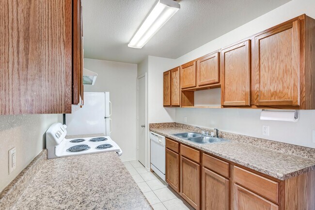 Building Photo - 2913 Starlight Dr