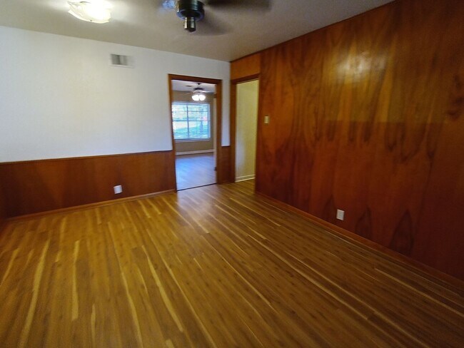 Building Photo - Charming 3BR House in Sherman