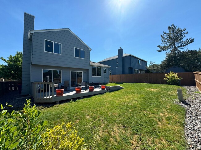 Building Photo - Wonderful Highlands Ranch Location!