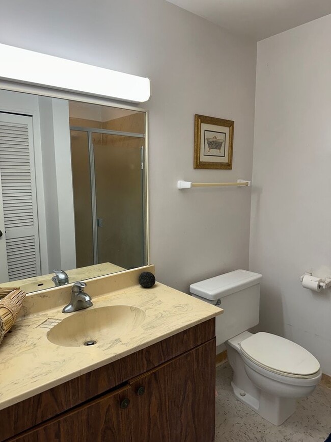 Building Photo - 3BR/2BA Penthouse with ocean view