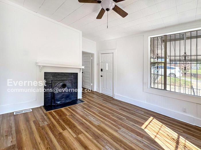 Building Photo - 417 62nd St