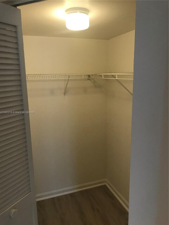 Building Photo - 1280 S Alhambra Cir