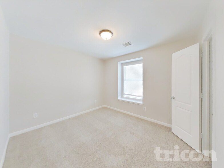 Building Photo - 7914 Moss Springs Ct