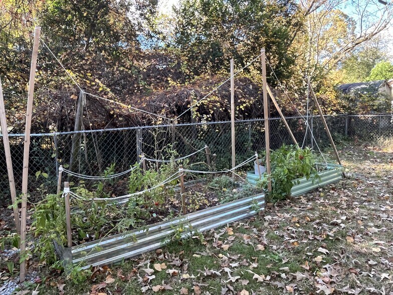 Building Photo - 1007 Chevis St