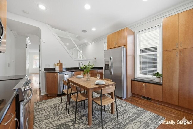 Building Photo - 1153 Jaeger St