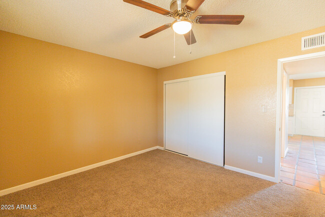 Building Photo - 1324 E Peoria Ave