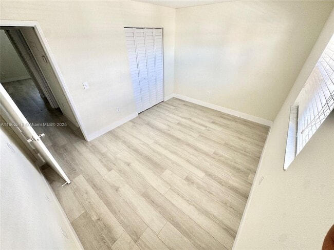 Building Photo - 6121 W 24th Ave
