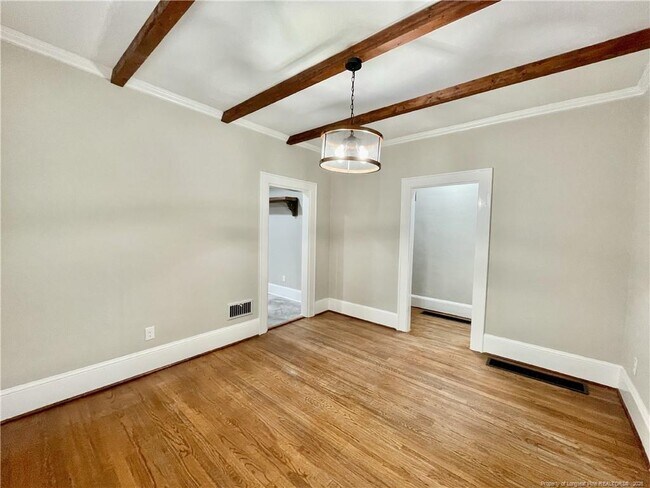 Building Photo - 1312 Summit Ave