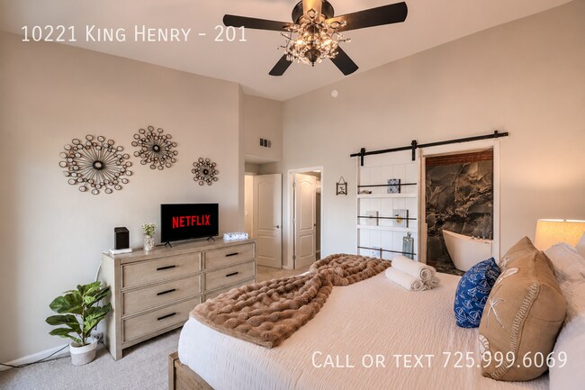 Building Photo - 10221 King Henry Ave