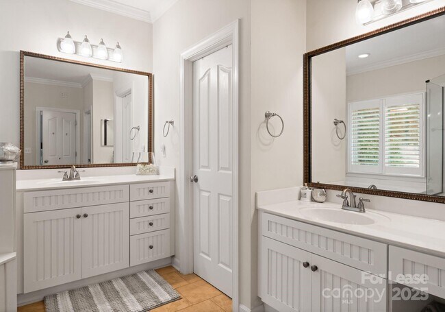 Building Photo - 18807 Dembridge Dr