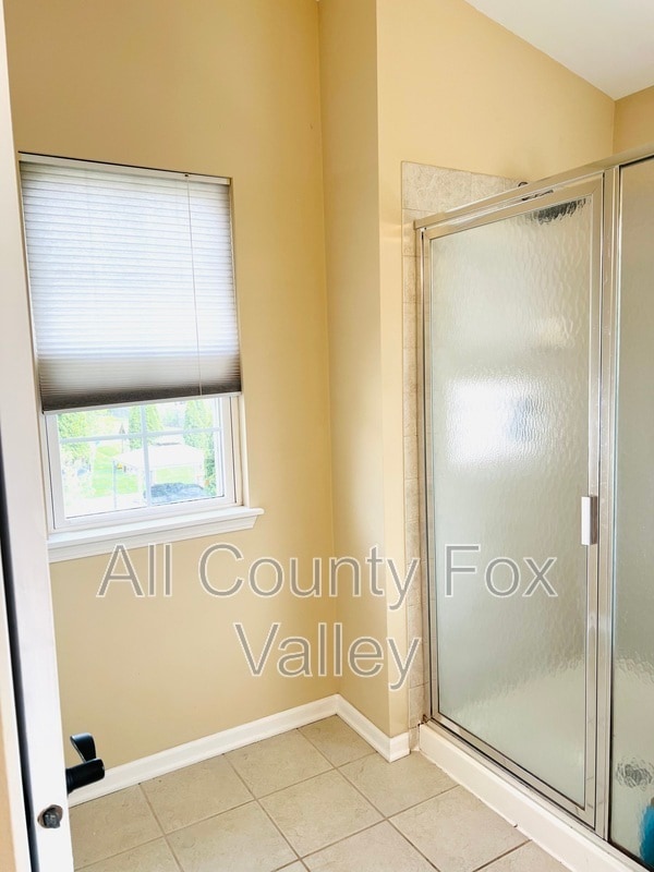 Building Photo - 2080 Mark Cir