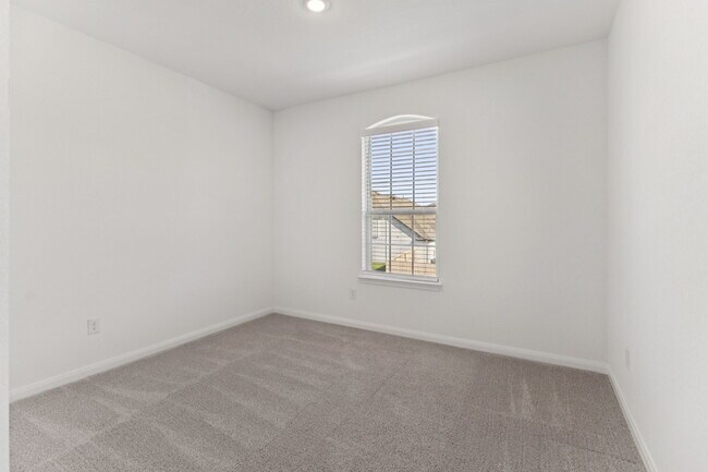 Building Photo - 12528 Gunsbach Wy