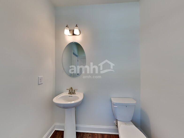 Building Photo - 1329 Ashlyn Ct