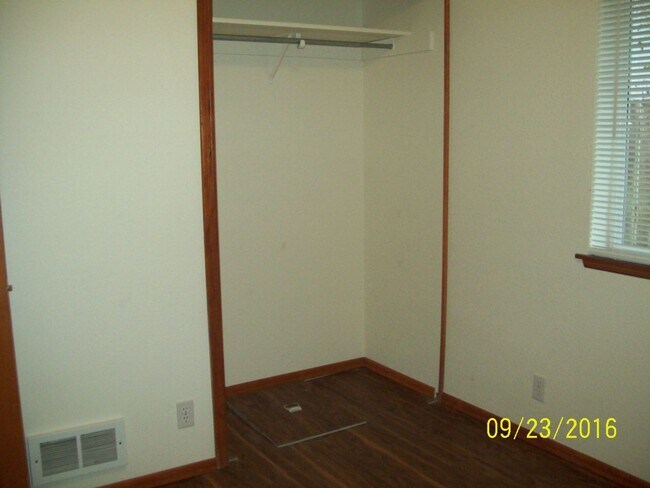Building Photo - 2720 S Eleventh St