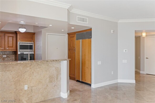 Building Photo - 2777 Paradise Rd