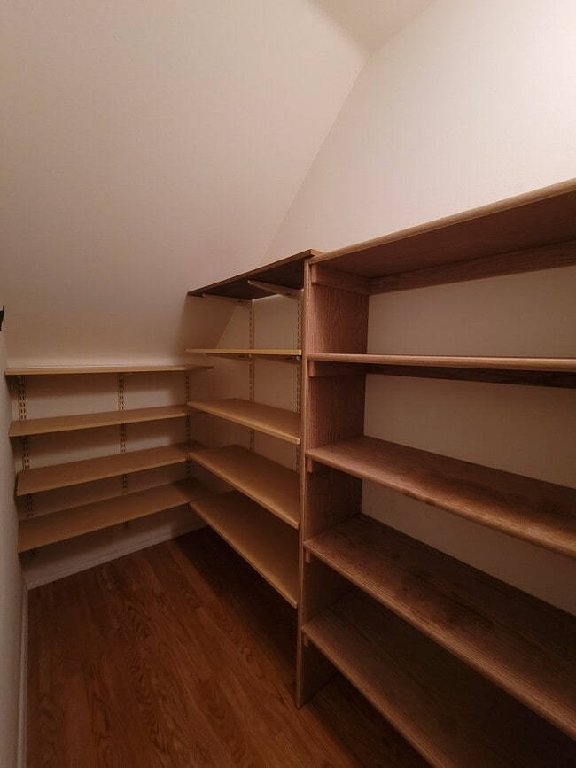 Building Photo - 15600 SW Talus Way