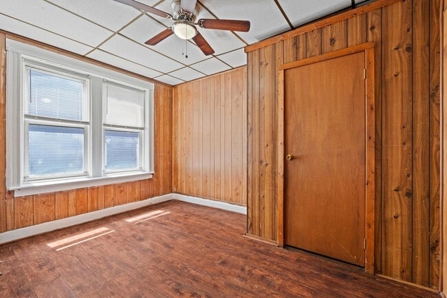 Building Photo - 61 Clendenny Ave