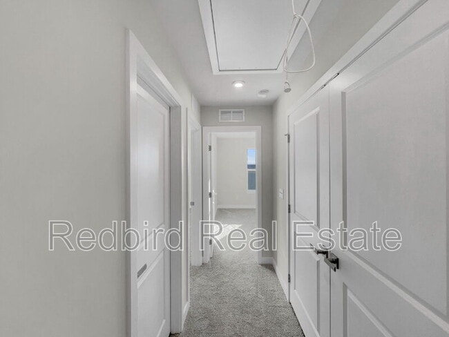 Building Photo - 1089 Mountain Vw Dr