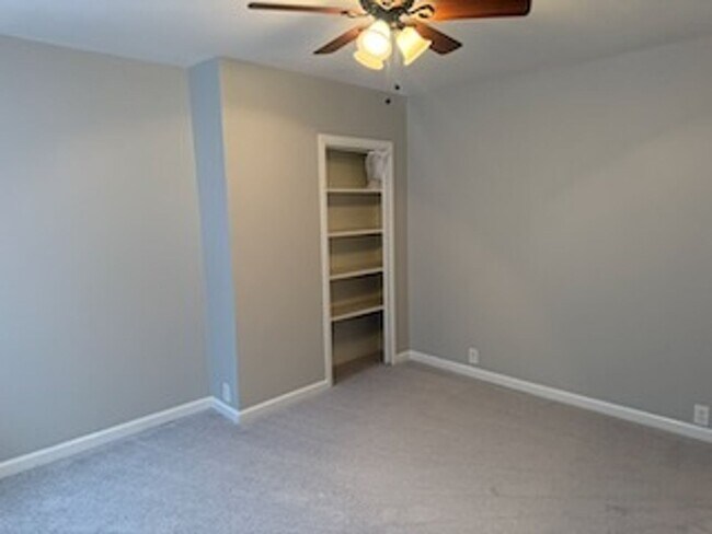 Building Photo - Great updated 3 Bedroom Row home in Manayunk for rent $2,200/month