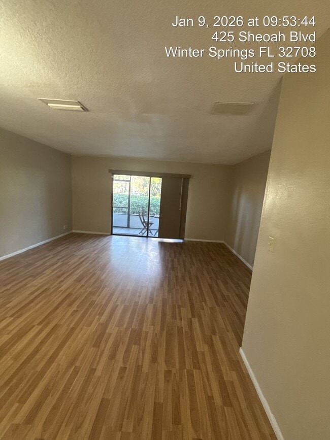 Building Photo - Winter Springs Gem: 2 BED 1.5 BATH Two-Story Condo with Amazing Amenities - (BAYTREE 4 CONDOS)