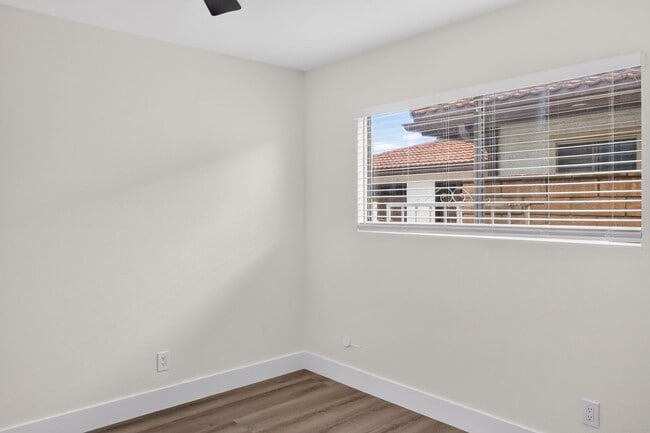 Building Photo - Fully Renovated 2 Bed, 2 Bath Home with Central A/C, Detached Garage & Brand-New Appliances.