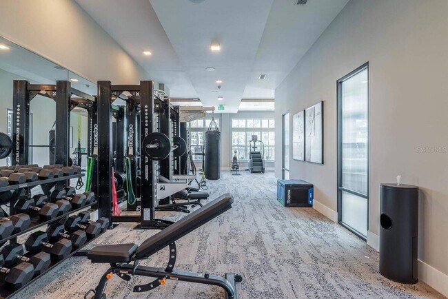 Building Photo - 3020 Base Blvd