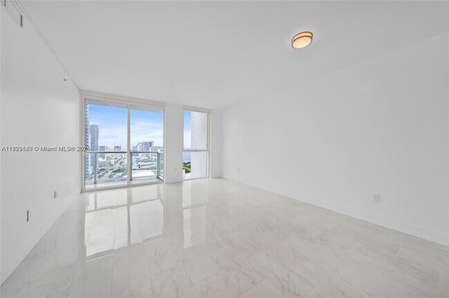 Building Photo - 244 Biscayne Blvd