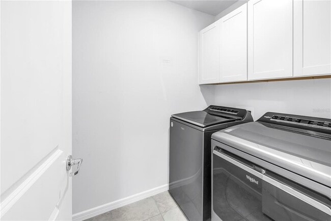 Building Photo - 8527 Abalone Loop