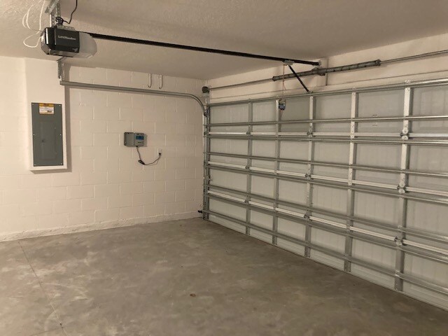 Building Photo - 29 Ryecrest Ln