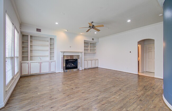 Building Photo - 13514 Broadmeadow Ln