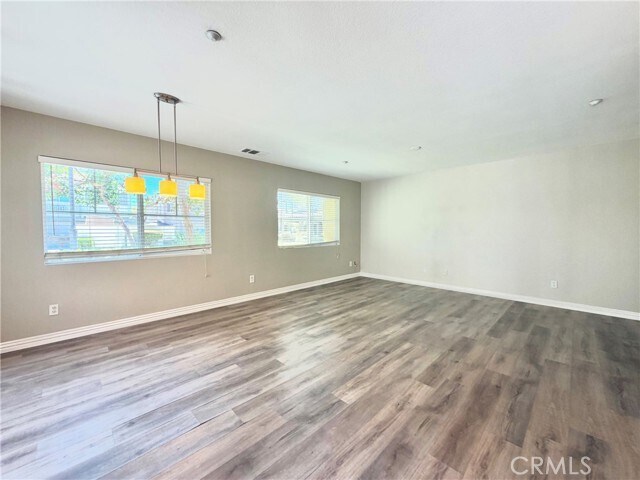 Building Photo - 15637 Lasselle St