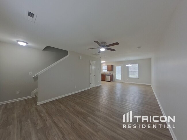 Building Photo - 6613 Pennacook Dr