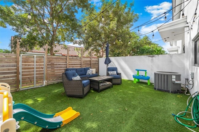 Building Photo - 11714 SW 106th Terrace