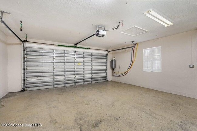 Building Photo - 525 Siena Ct