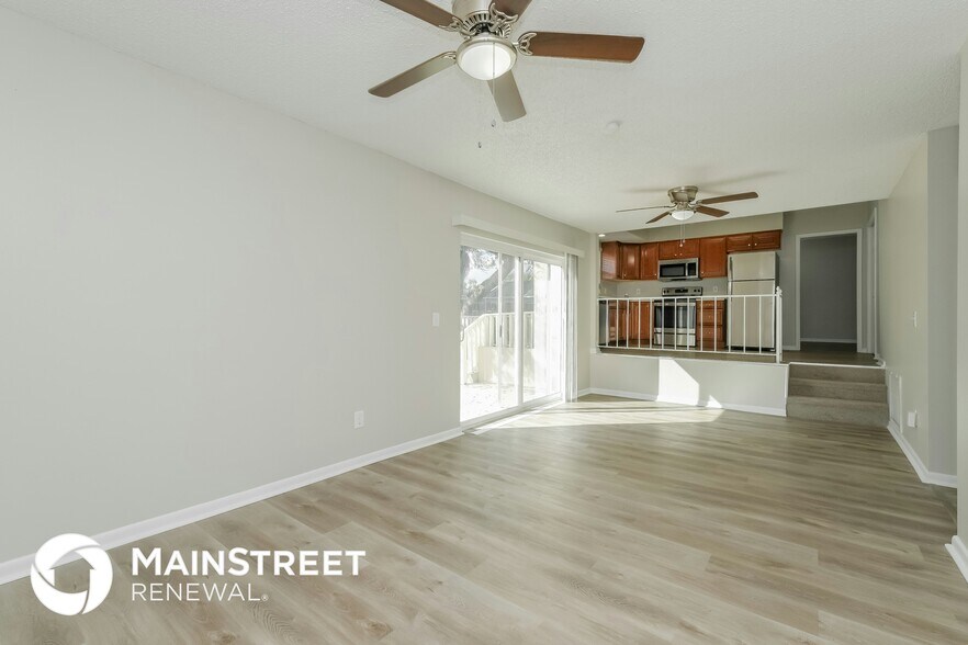 Building Photo - 7406 Meadow Dr